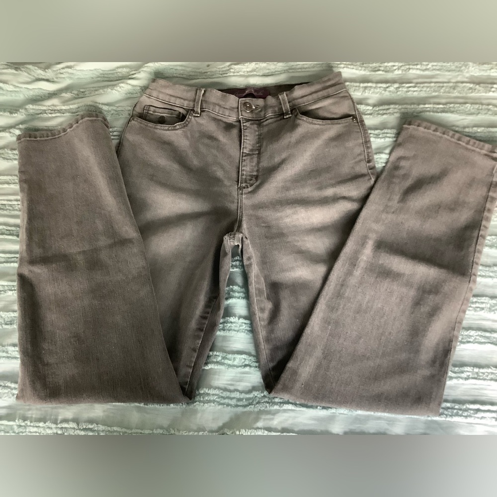 Gloria Vanderbilt Women's Gray Straight Leg Jeans